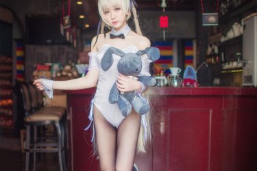浅野菌子缘之空穹妹黑丝兔女郎写真 网红福利-第1张