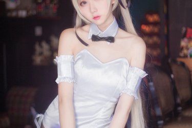 浅野菌子缘之空穹妹黑丝兔女郎写真 网红福利-第3张