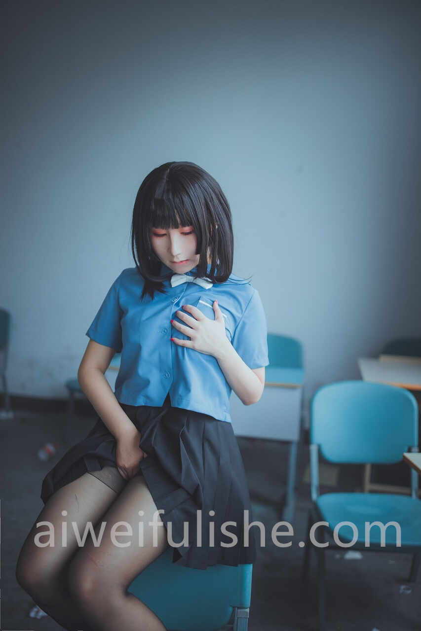 从从从从鸾—放课后的教室黑丝写真[42P/293MB] 推特美女-第6张