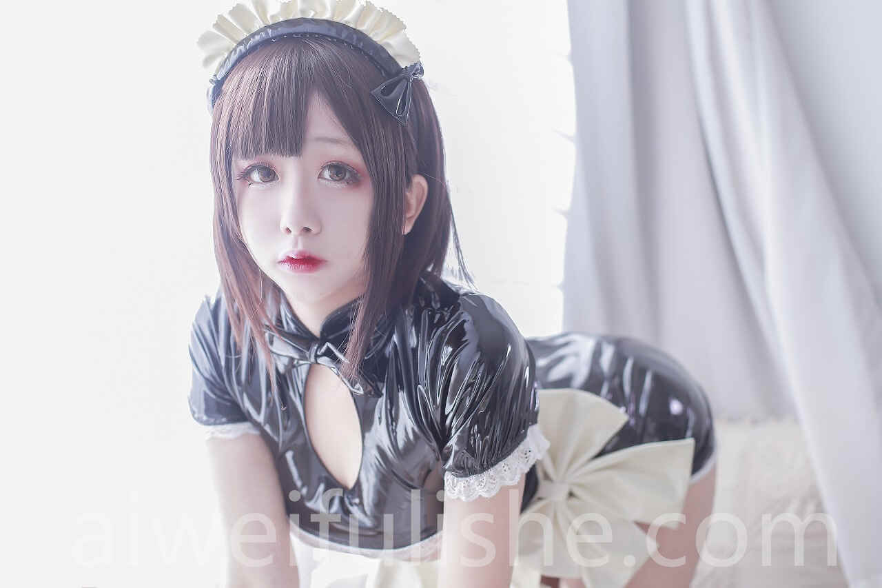 童颜巨乳小美女日奈娇写真全套(持续更新) JK制服-第3张