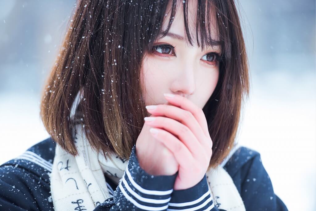 犬神洛洛子—《雪中JK》