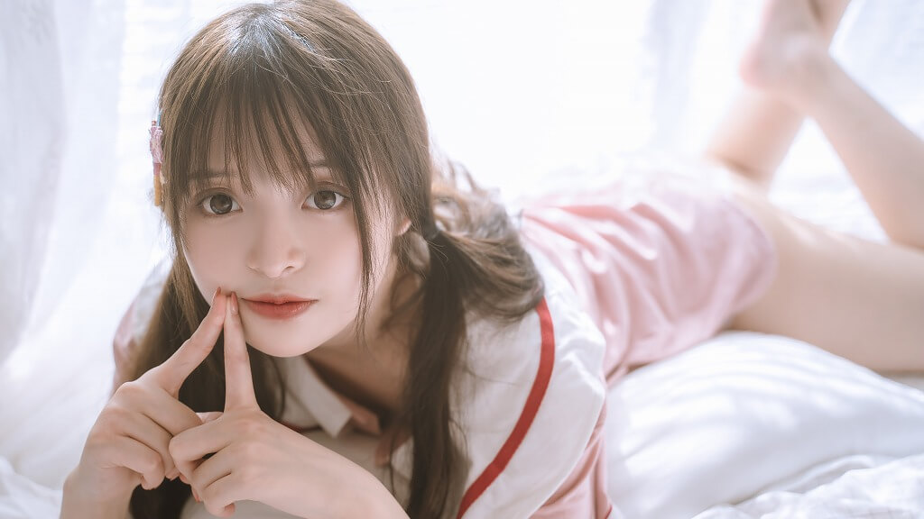 草莓味的奈奈兔-《居家少女》
