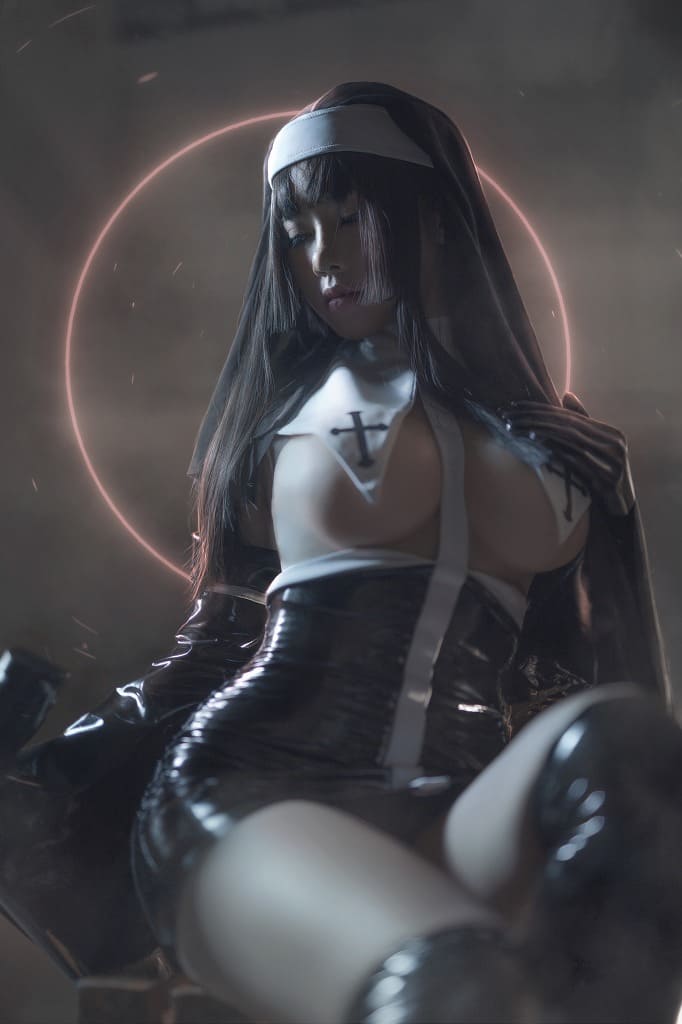 Uki雨季-修女黑胶衣写真[12p86M] cosplay美女-第6张