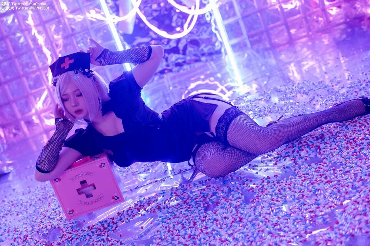 皮皮奶-万圣节邪恶护士 喵零[60p1.09G] cosplay美女-第2张