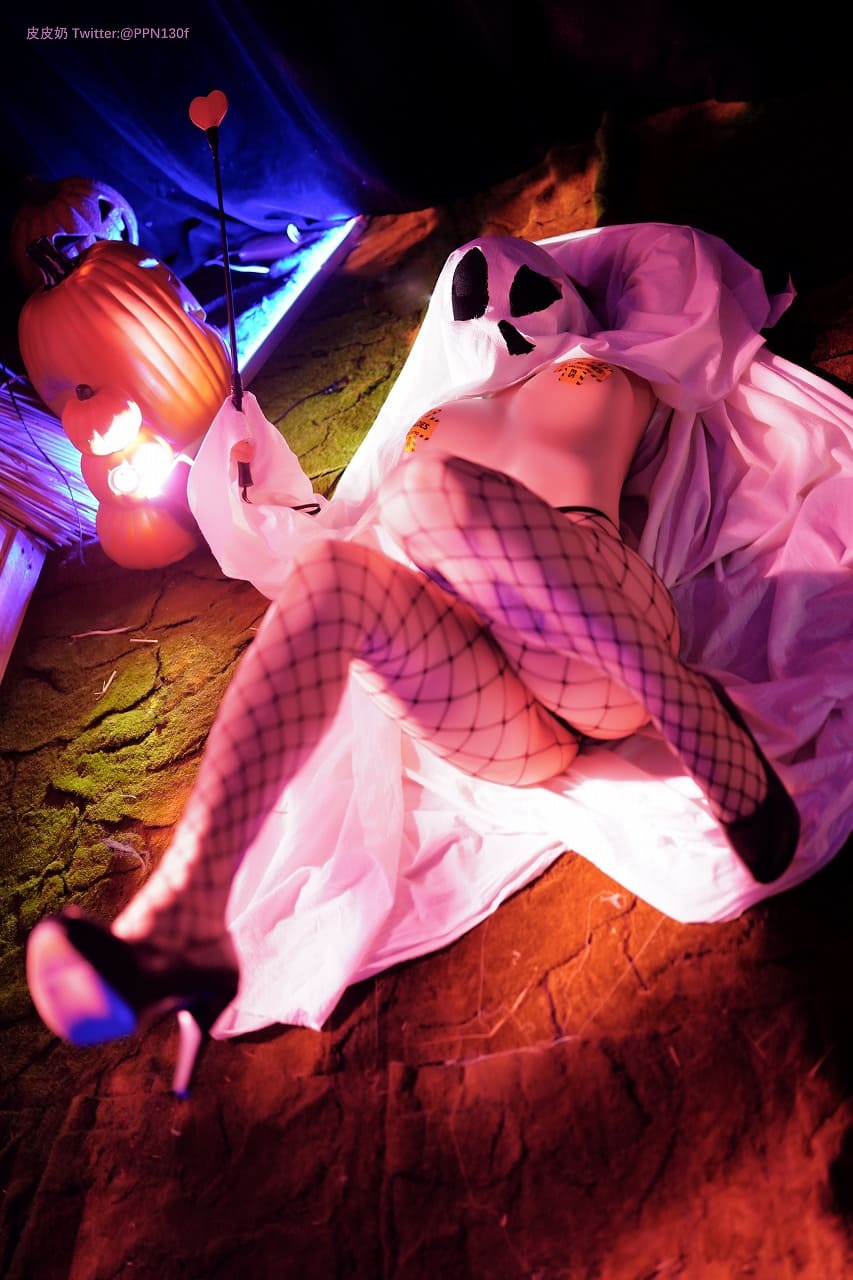 皮皮奶-万圣节幽灵黑网袜[68p1.12G] cosplay美女-第5张