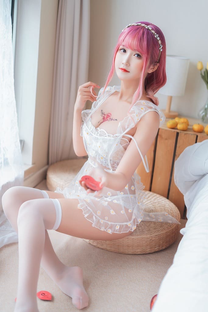 三度_69 - 雏菊围裙白丝写真[47p336M] 网红福利-第1张