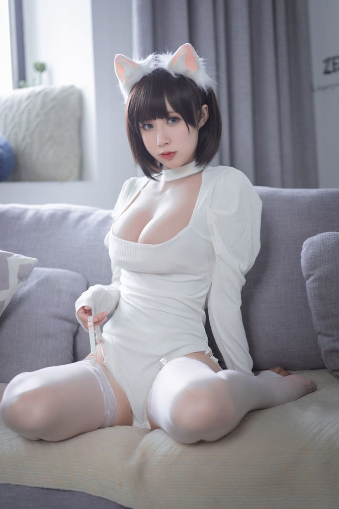 西园寺南歌-白猫白色连体衣[24p121M] cosplay美女-第2张