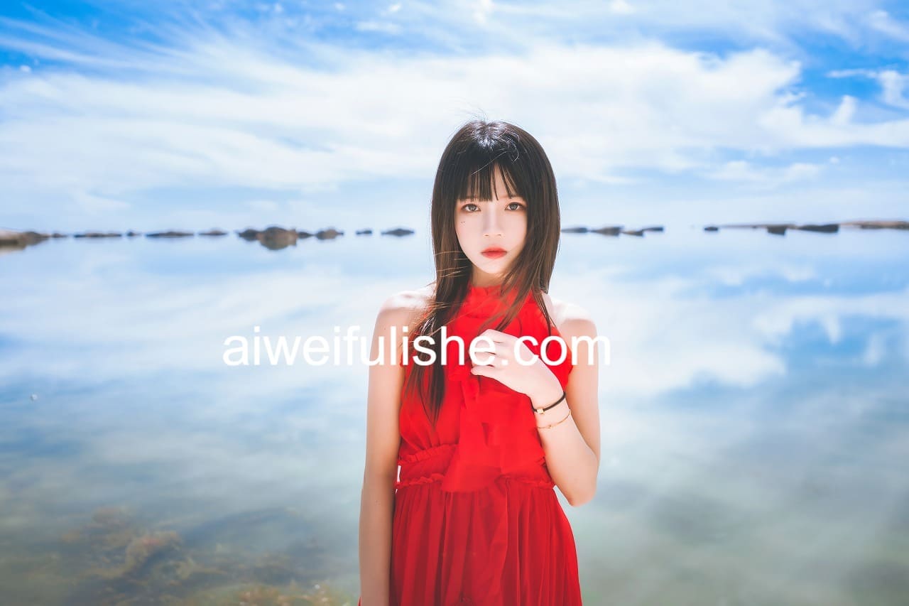 桜桃喵-炙 海边红裙写真[25p461M] 网红福利-第1张