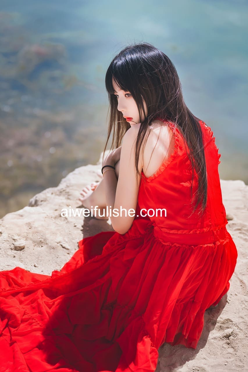 桜桃喵-炙 海边红裙写真[25p461M] 网红福利-第2张