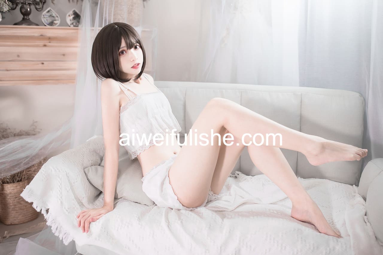 疯猫眼最新眼镜娘+OL真爱本子写真两套[155p2.8G] 网红福利-第4张