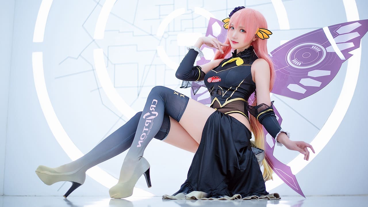 瓜希酱最新两套-写真限量电子版+LUKA 赛车[32p257M] cosplay美女-第5张