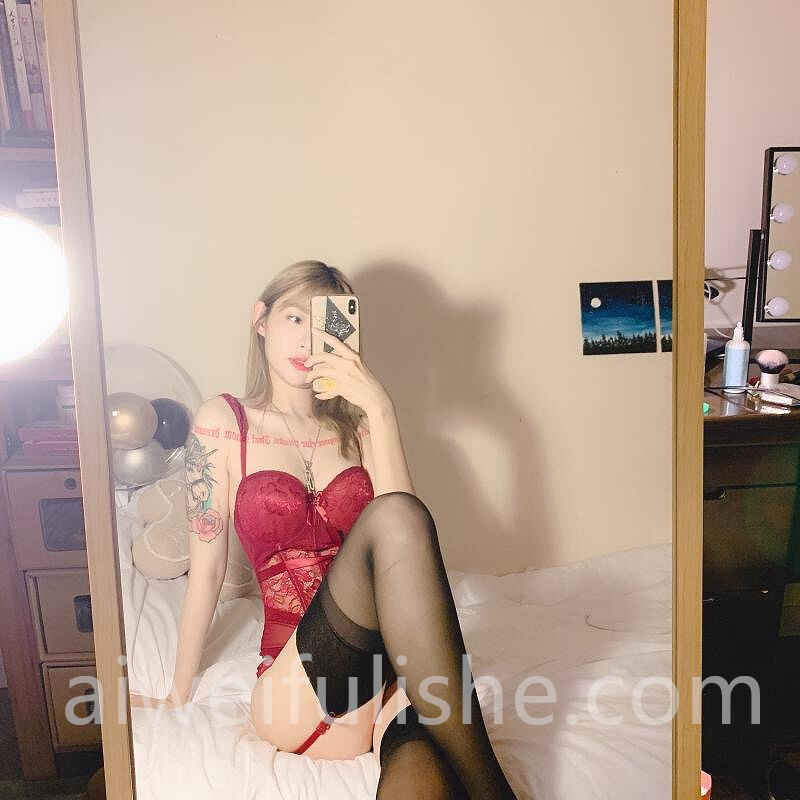 抖音网红机车女神痞幼性感私房自拍套图[89p75M] 网红福利-第13张