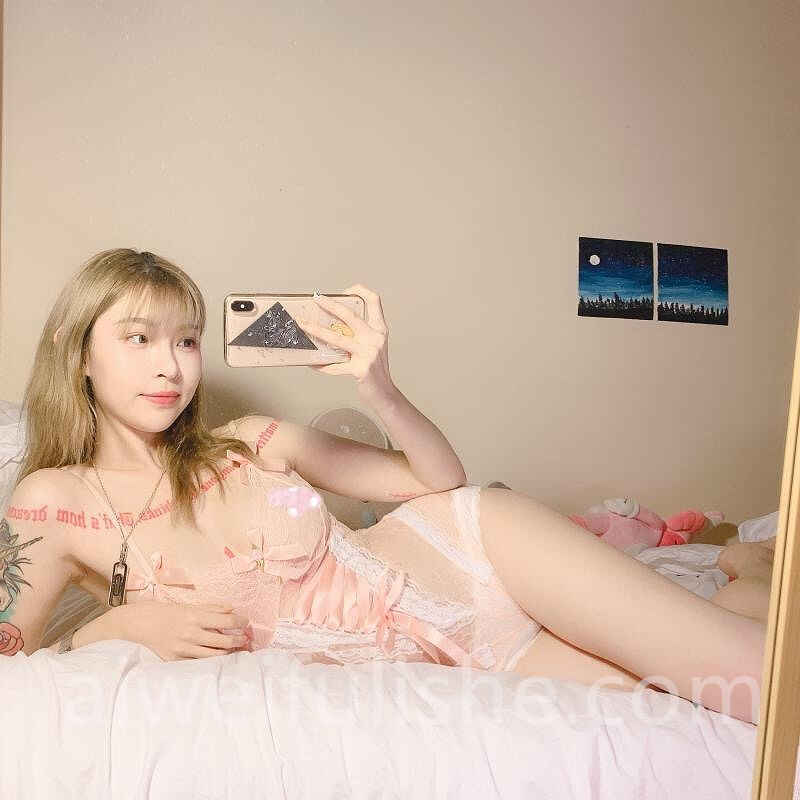 抖音网红机车女神痞幼性感私房自拍套图[89p75M] 网红福利-第18张