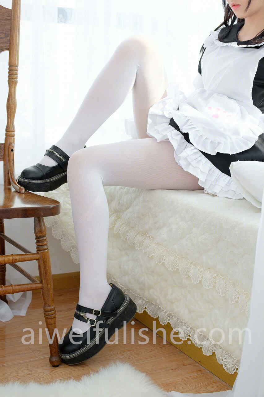 我才不是neko-白丝女仆 [71P-365MB] 网红福利-第4张