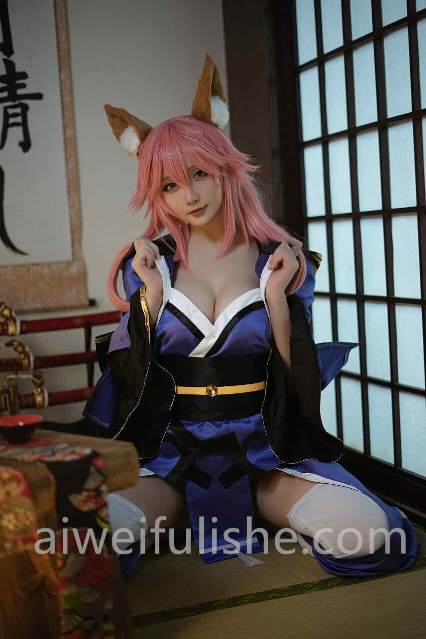 星之迟迟-玉藻前忠犬蓄势待发白丝写真 [25P-89MB] cosplay美女-第2张