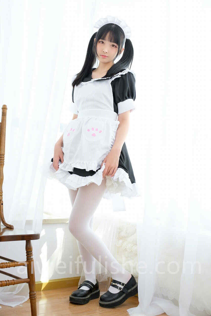 我才不是neko-白丝女仆 [71P-365MB] 网红福利-第3张