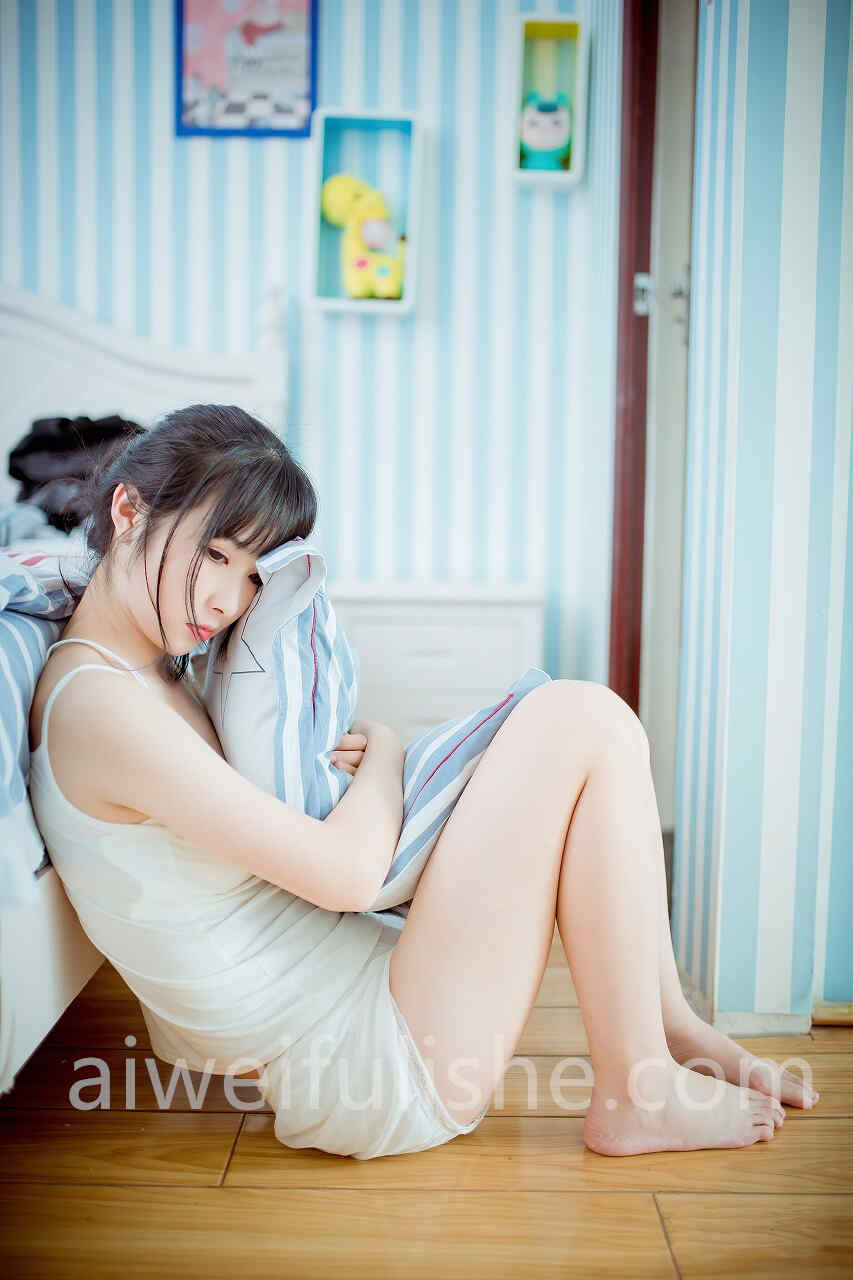我才不是neko-裸足 [16P-204MB] cosplay美女-第5张
