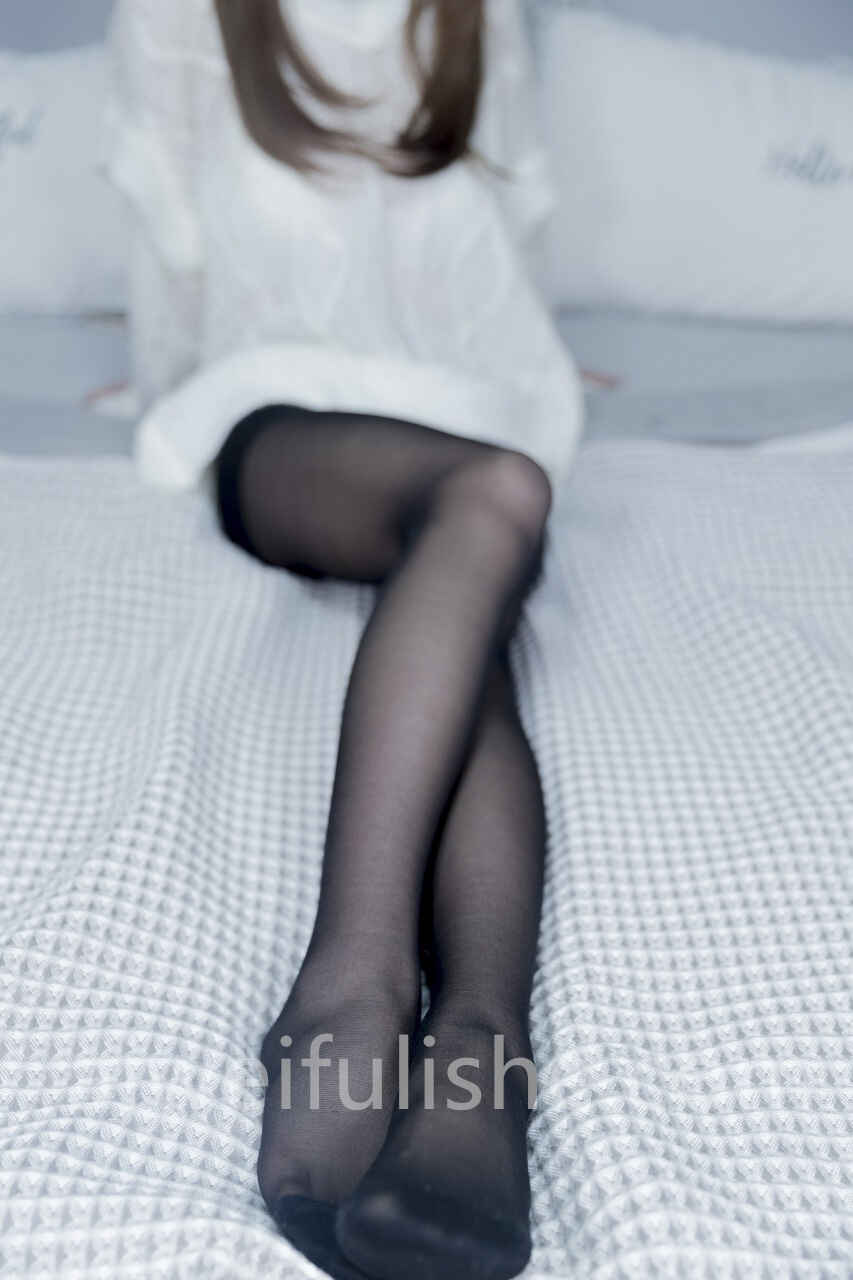 清水由乃-黑丝毛衣[42P1V-377MB] 网红福利-第5张