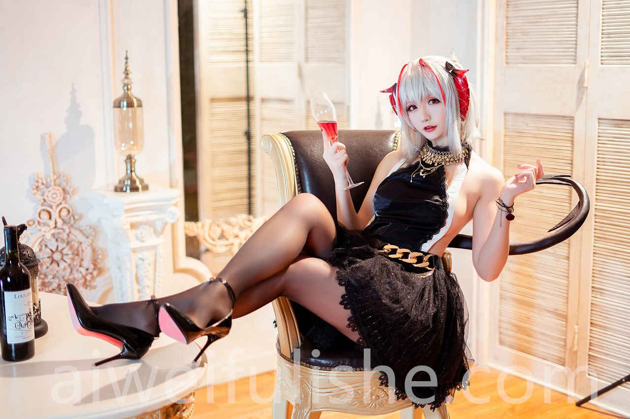 星之迟迟-明日方舟本《Amazing Grace》电子版 [150P-673MB] cosplay美女-第1张