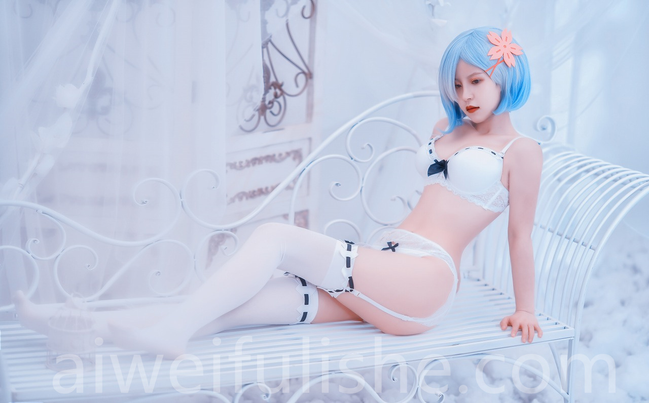 晕崽Zz-蕾姆[30P-120MB] cosplay美女-第2张