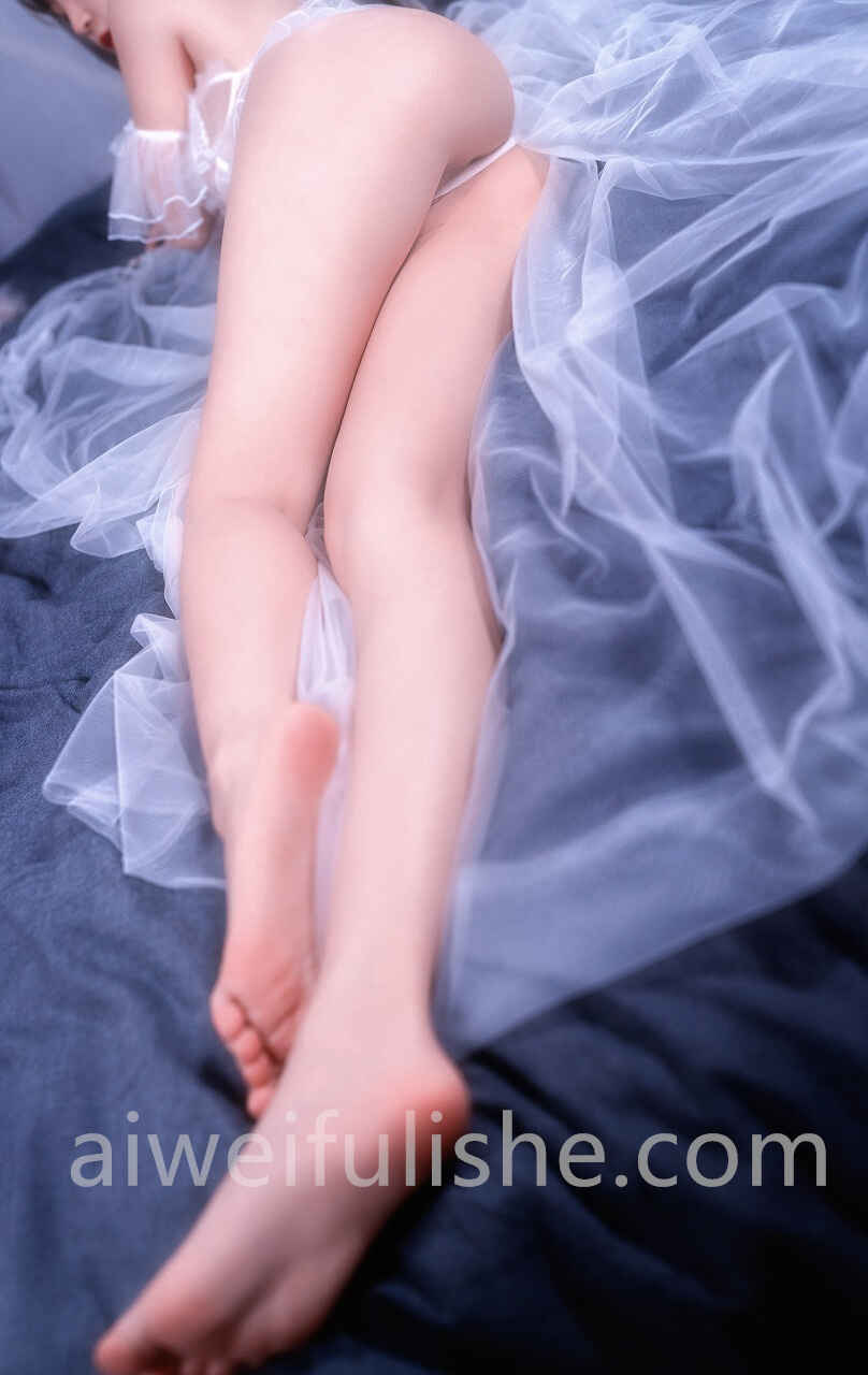 晕崽Zz-花嫁[23p213M] cosplay美女-第2张