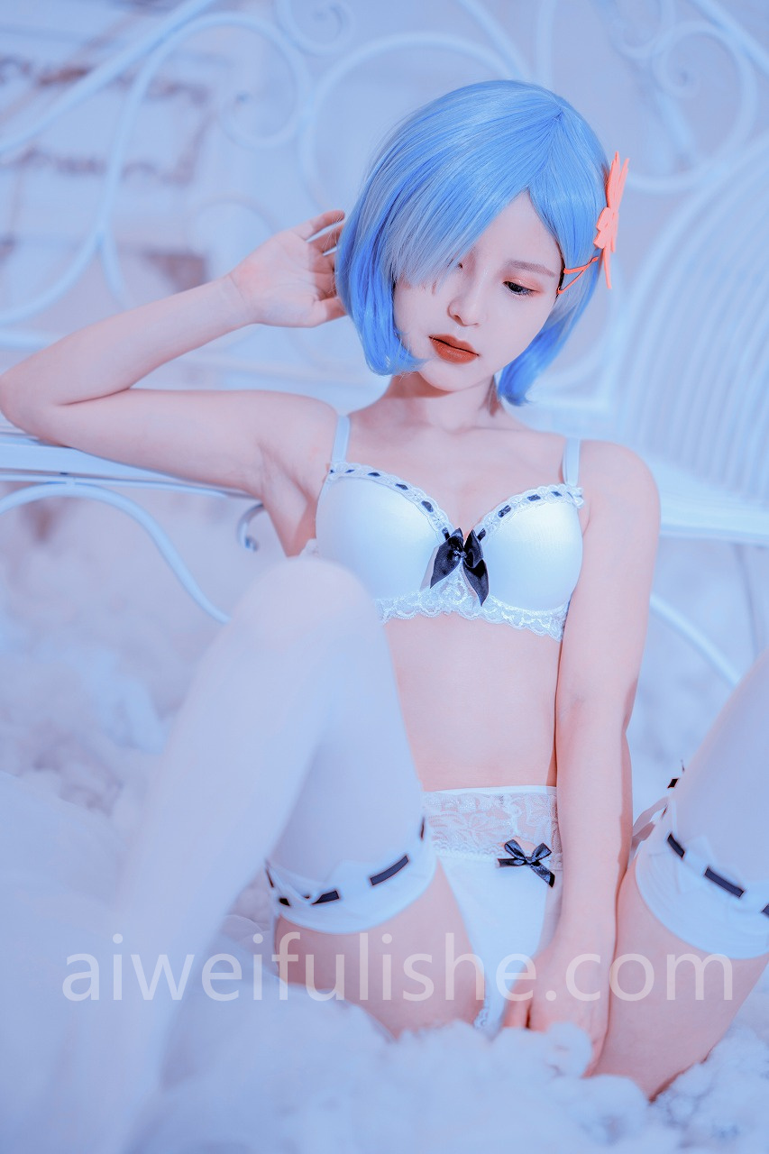 晕崽Zz-蕾姆[30P-120MB] cosplay美女-第6张