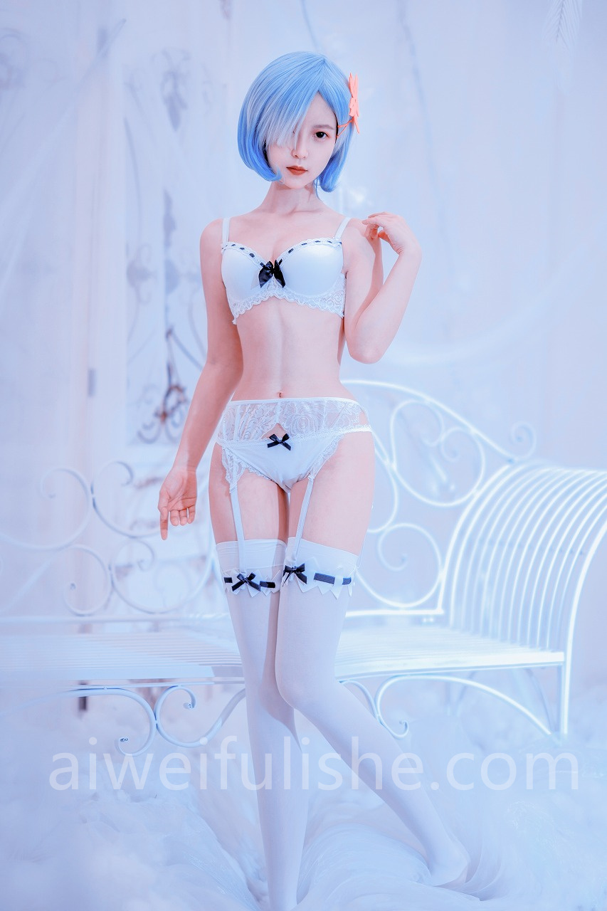 晕崽Zz-蕾姆[30P-120MB] cosplay美女-第4张