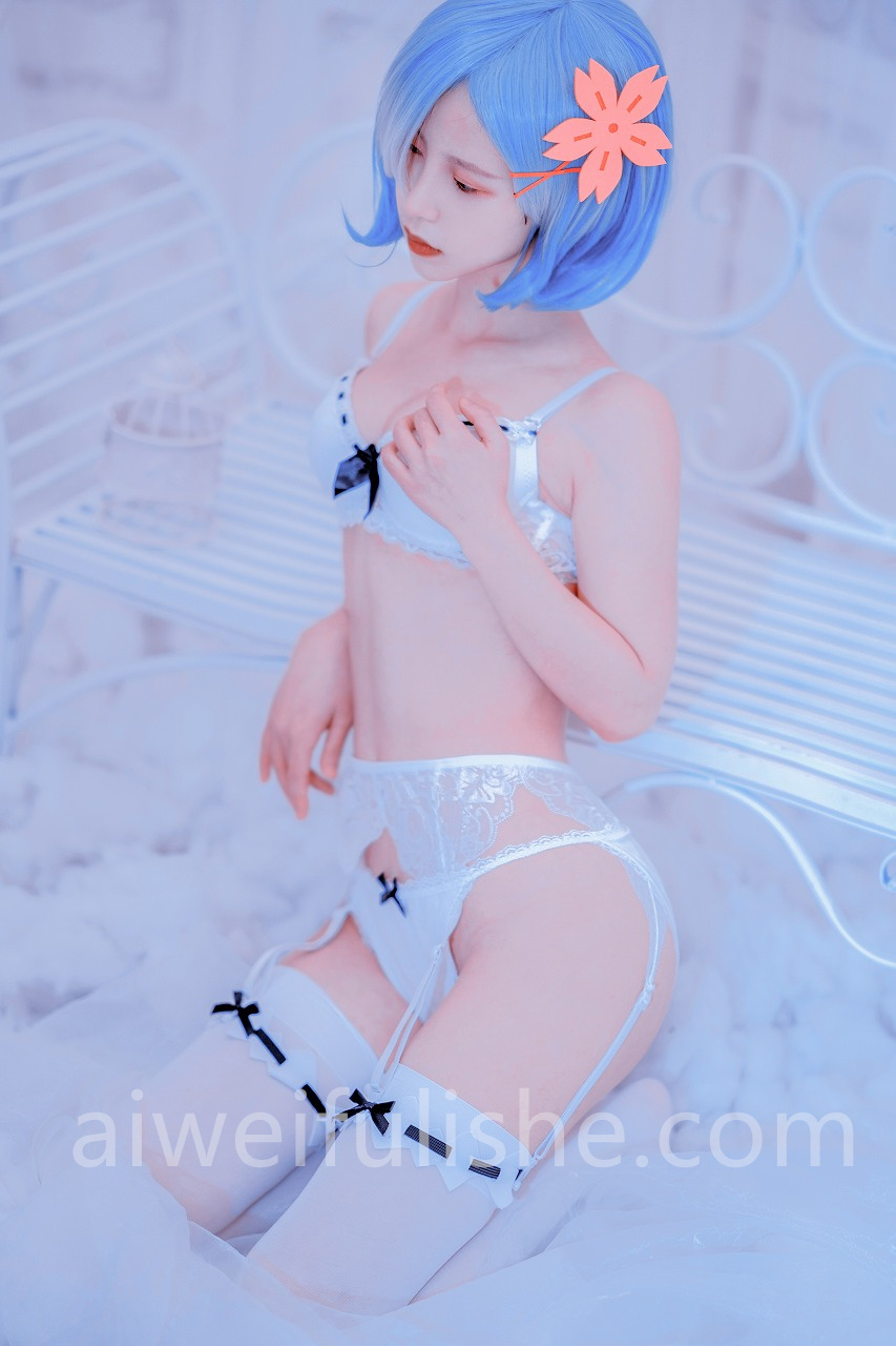 晕崽Zz-蕾姆[30P-120MB] cosplay美女-第7张