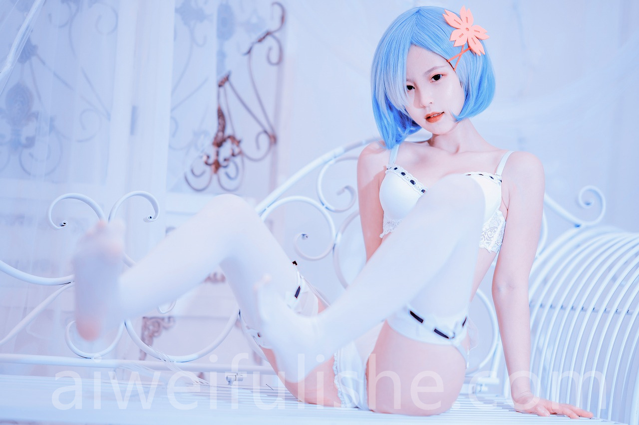 晕崽Zz-蕾姆[30P-120MB] cosplay美女-第8张