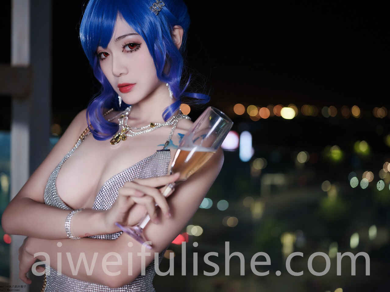 一米八的大梨子-圣路易斯 [24P-471MB] cosplay美女-第4张