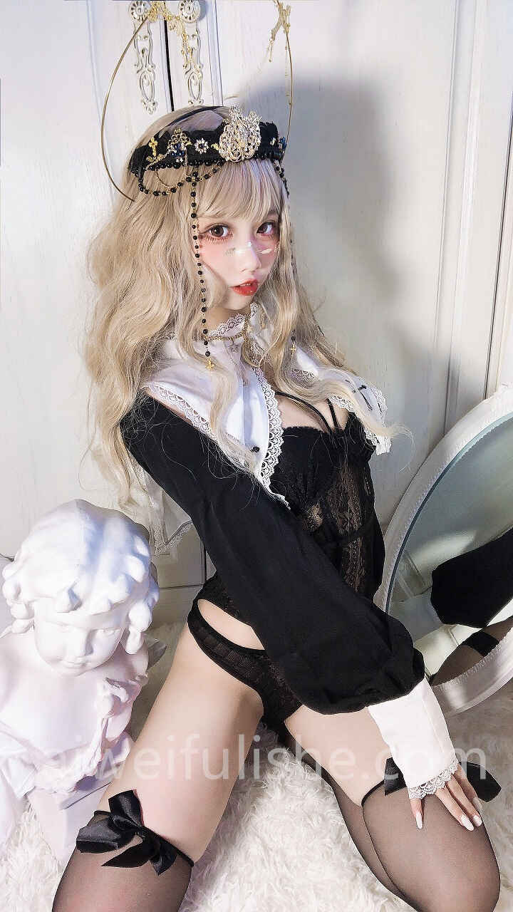 果咩酱w-叛逆の修女[9P+36M] cosplay美女-第3张