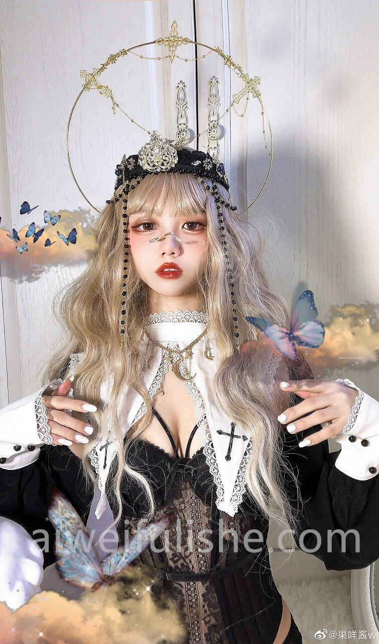 果咩酱w-叛逆の修女[9P+36M] cosplay美女-第2张