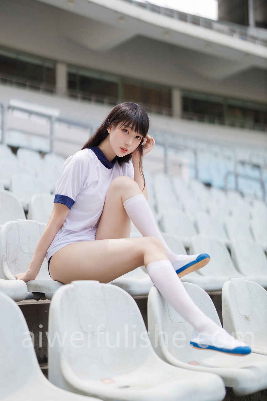 周叽是可爱兔兔-体操服 [31P-261MB] cosplay美女-第6张