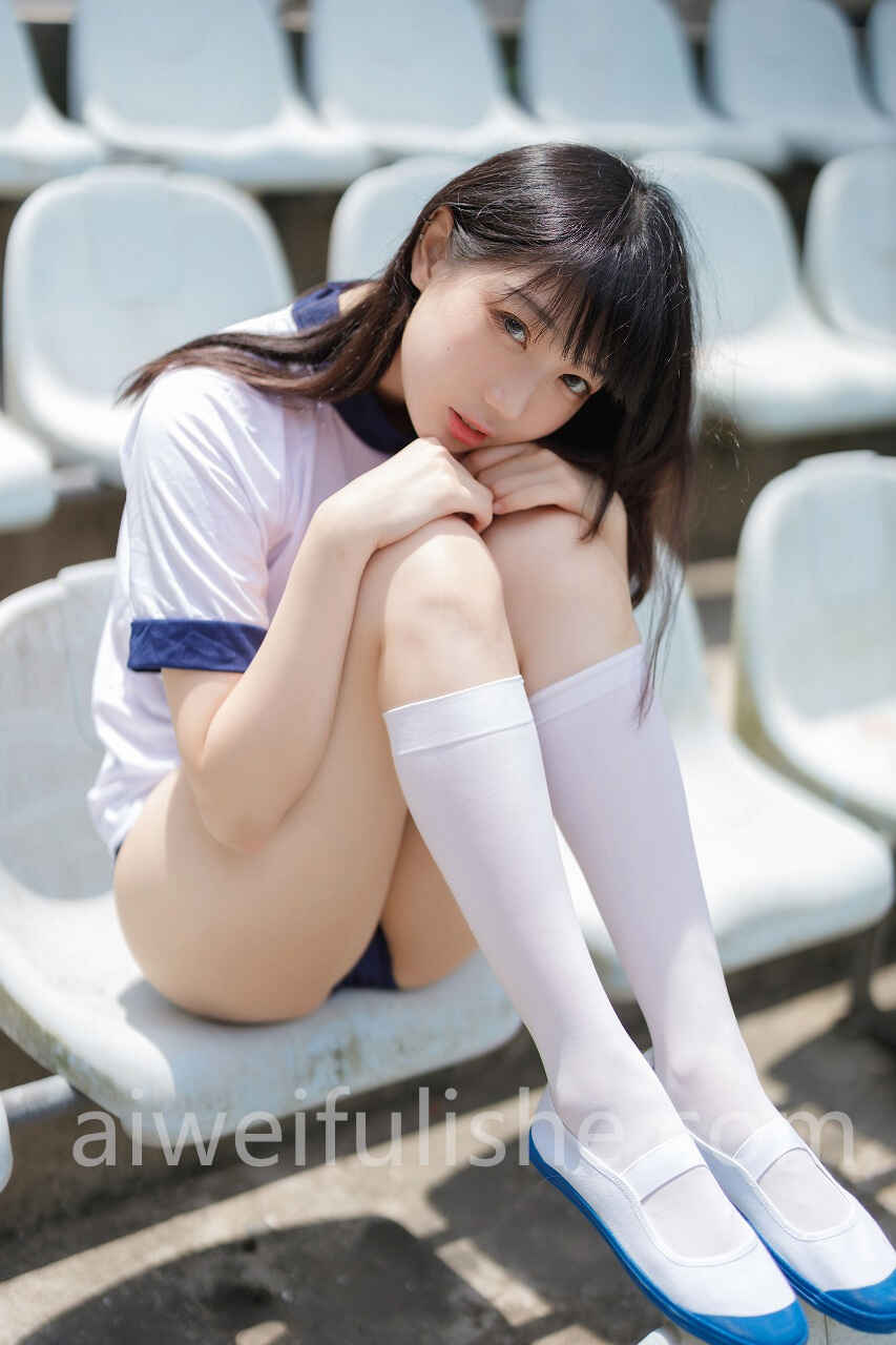 周叽是可爱兔兔-体操服 [31P-261MB] cosplay美女-第3张