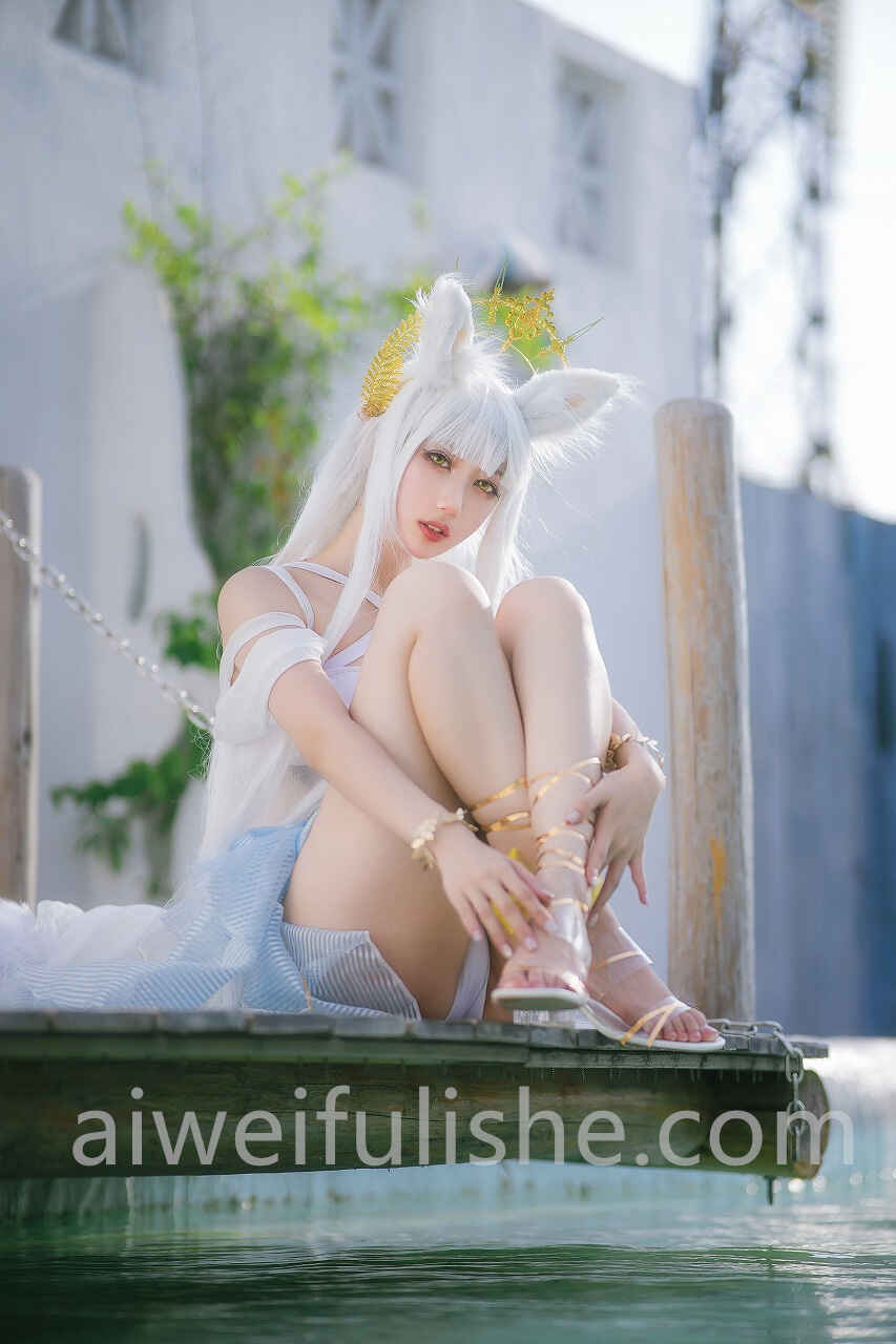 周叽是可爱兔兔-白金泳装 [23P-339MB] cosplay美女-第6张
