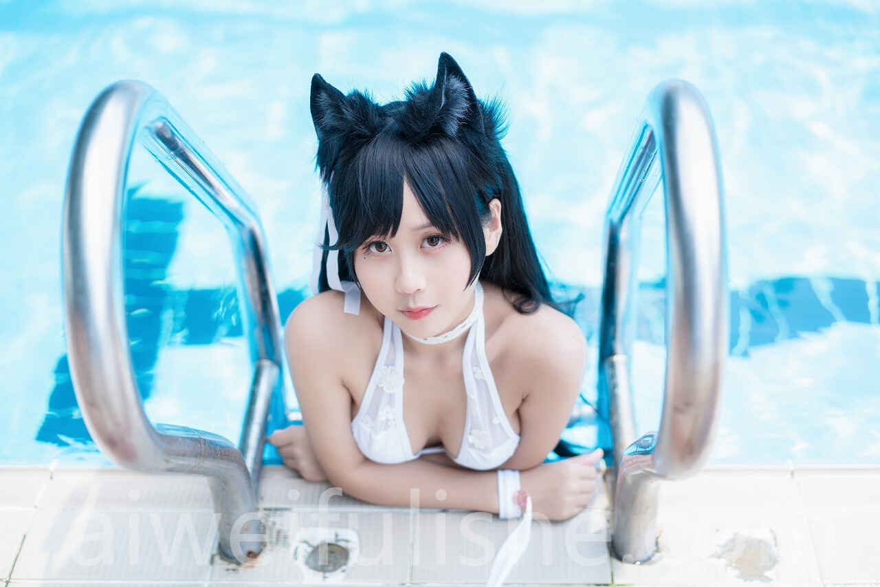 萌芽儿o0-爱宕泳装 [30P1V-287MB] cosplay美女-第6张