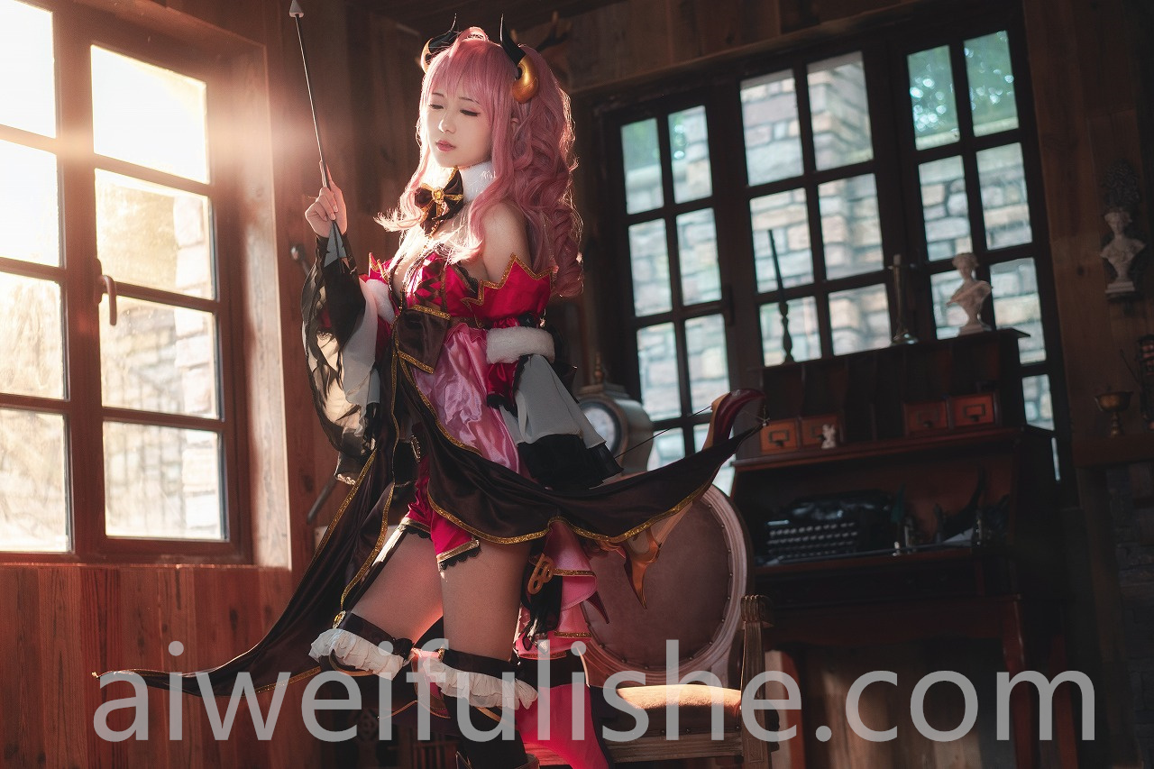 弥音音-铃奈[21p302M] cosplay美女-第3张