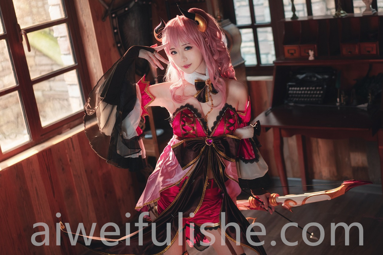 弥音音-铃奈[21p302M] cosplay美女-第4张