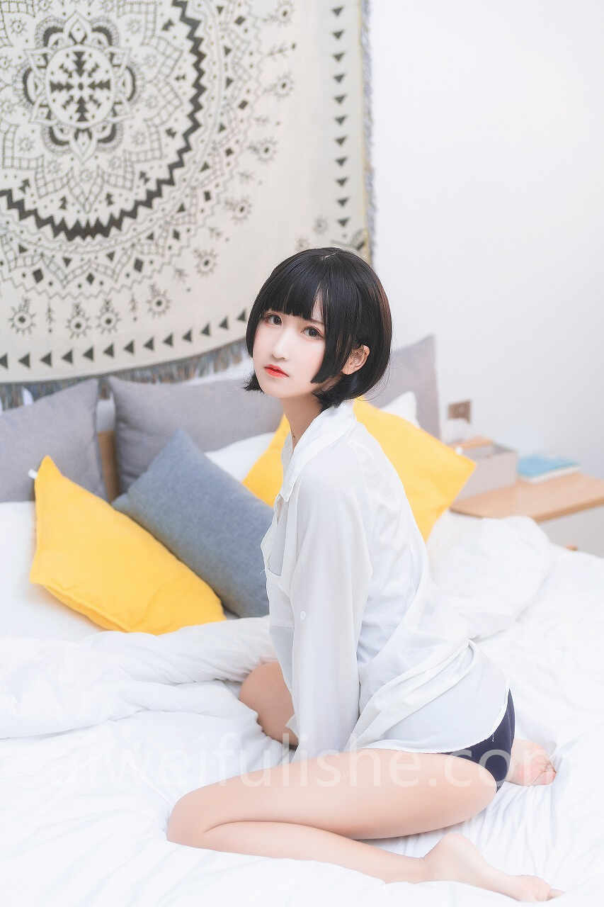 三度_69-衬衫日常 [22P-141MB] 网红福利-第3张