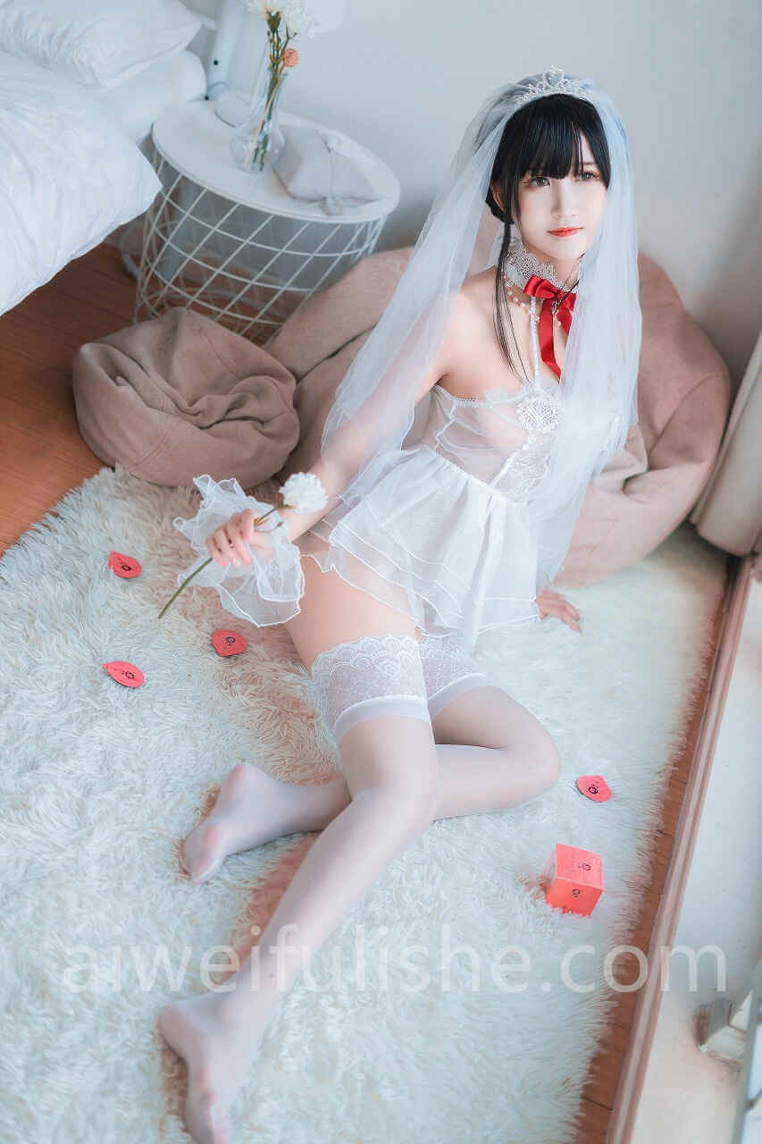 三度_69-婚纱孔雀翎 [24P-388MB] cosplay美女-第2张