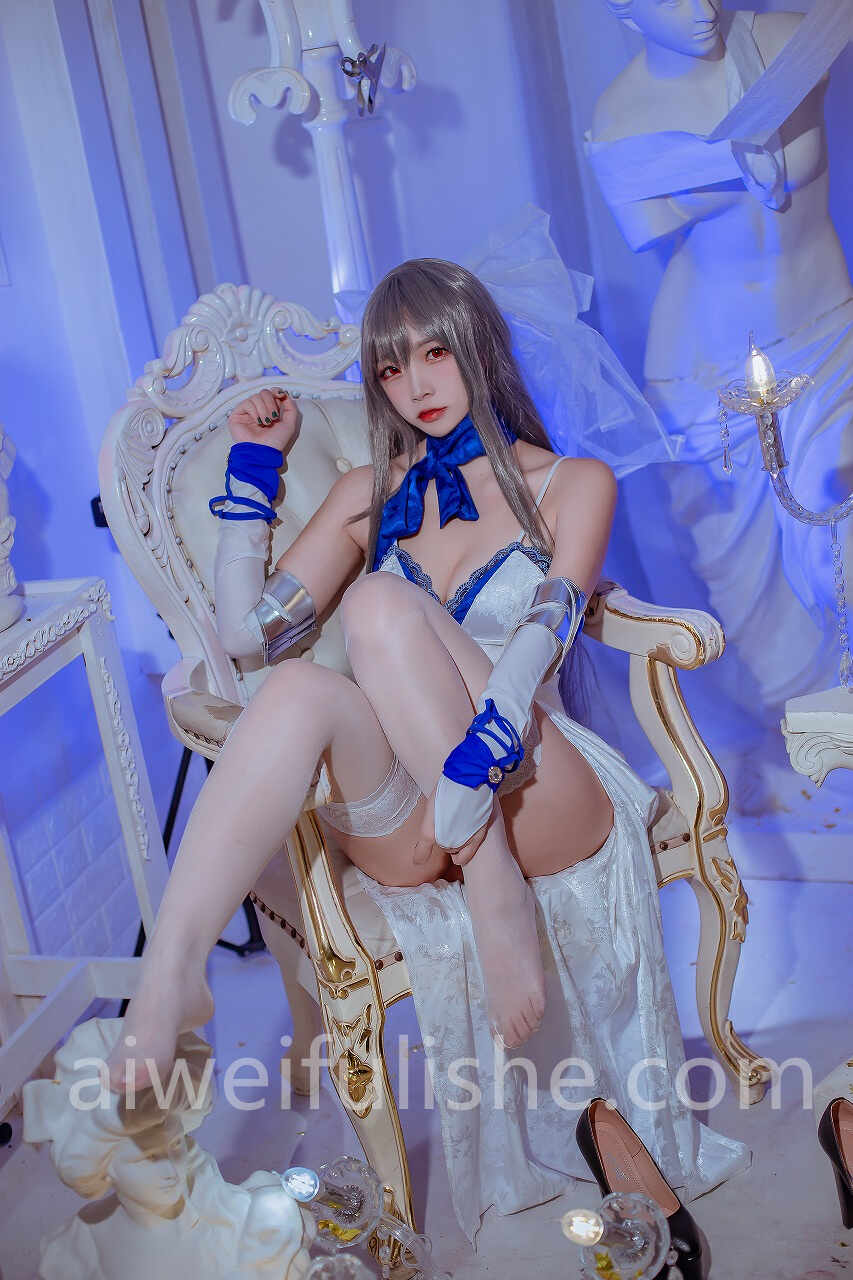 二佐Nisa-碧蓝路易九礼服 [29P-495MB] cosplay美女-第3张