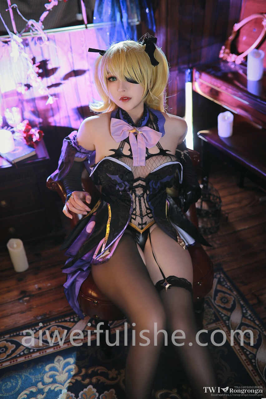 小容仔咕咕咕w-菲谢尔[26P1V-253MB] cosplay美女-第2张