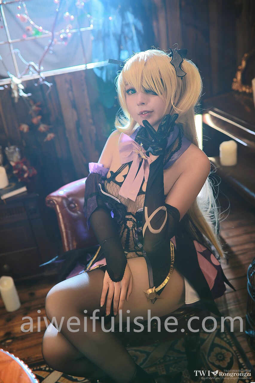 小容仔咕咕咕w-菲谢尔[26P1V-253MB] cosplay美女-第2张