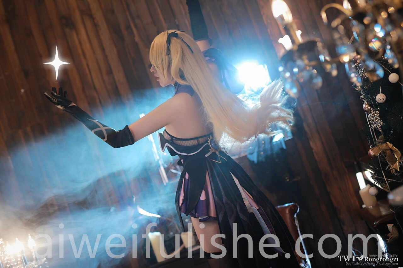 小容仔咕咕咕w-菲谢尔[26P1V-253MB] cosplay美女-第4张