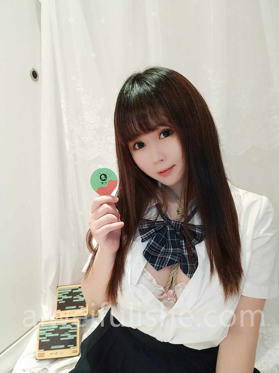 是依酱呀-JK捆绑 [20P-44MB] JK制服-第4张