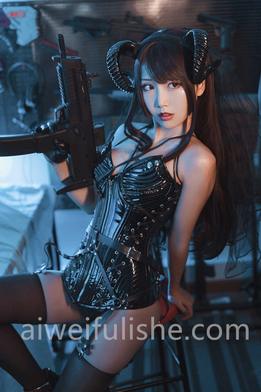 Coser面饼仙儿-束腰魅魔[28P-406MB] cosplay美女-第6张