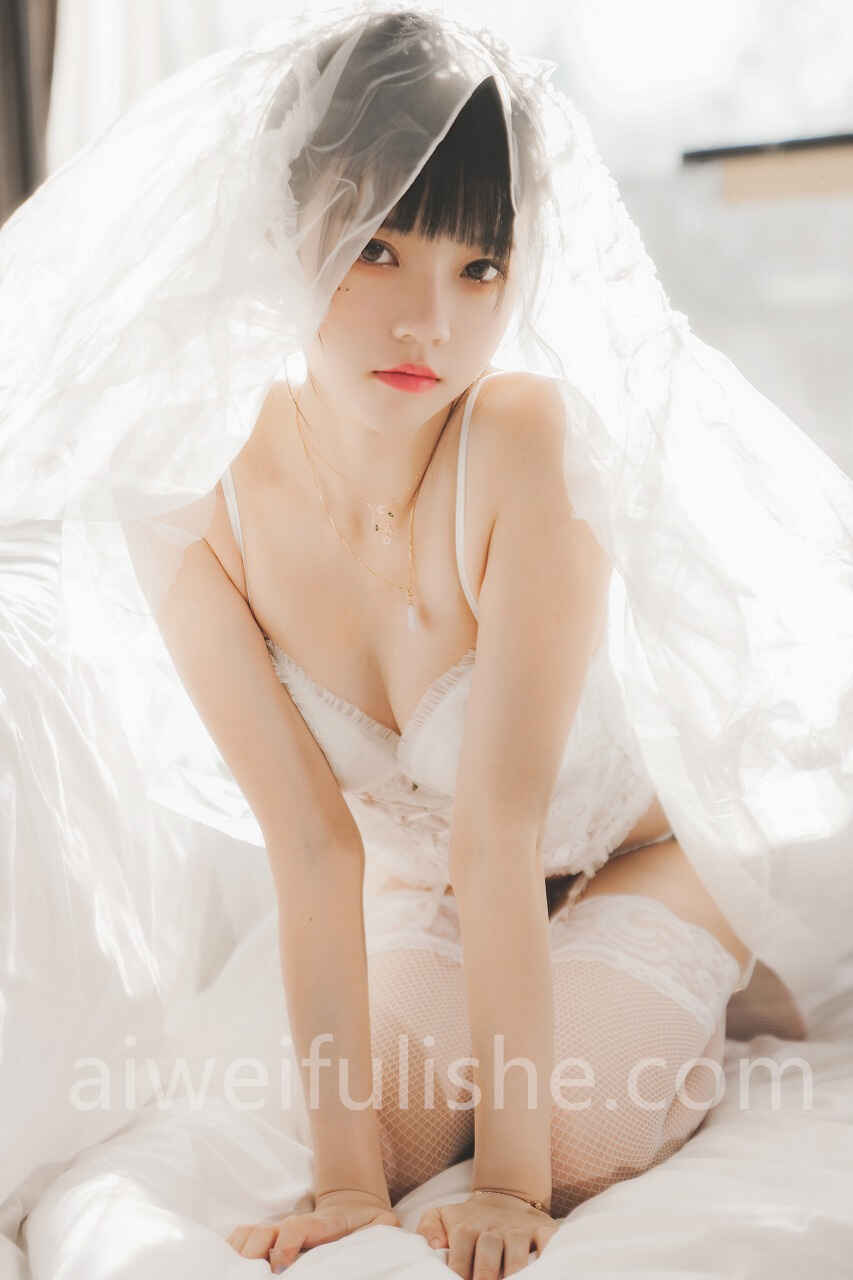 桜桃喵-白纱糖02 [35P-572MB] 网红福利-第5张