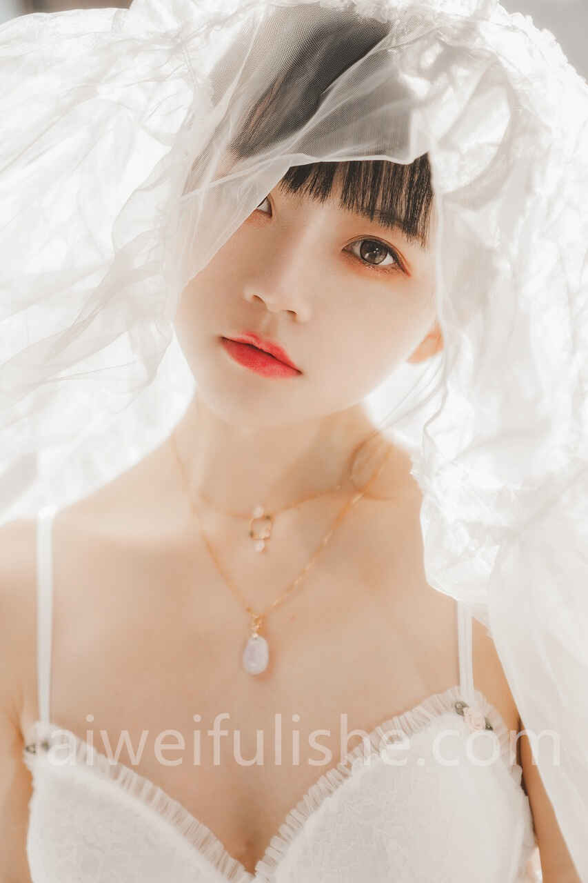 桜桃喵-白纱糖02 [35P-572MB] 网红福利-第4张