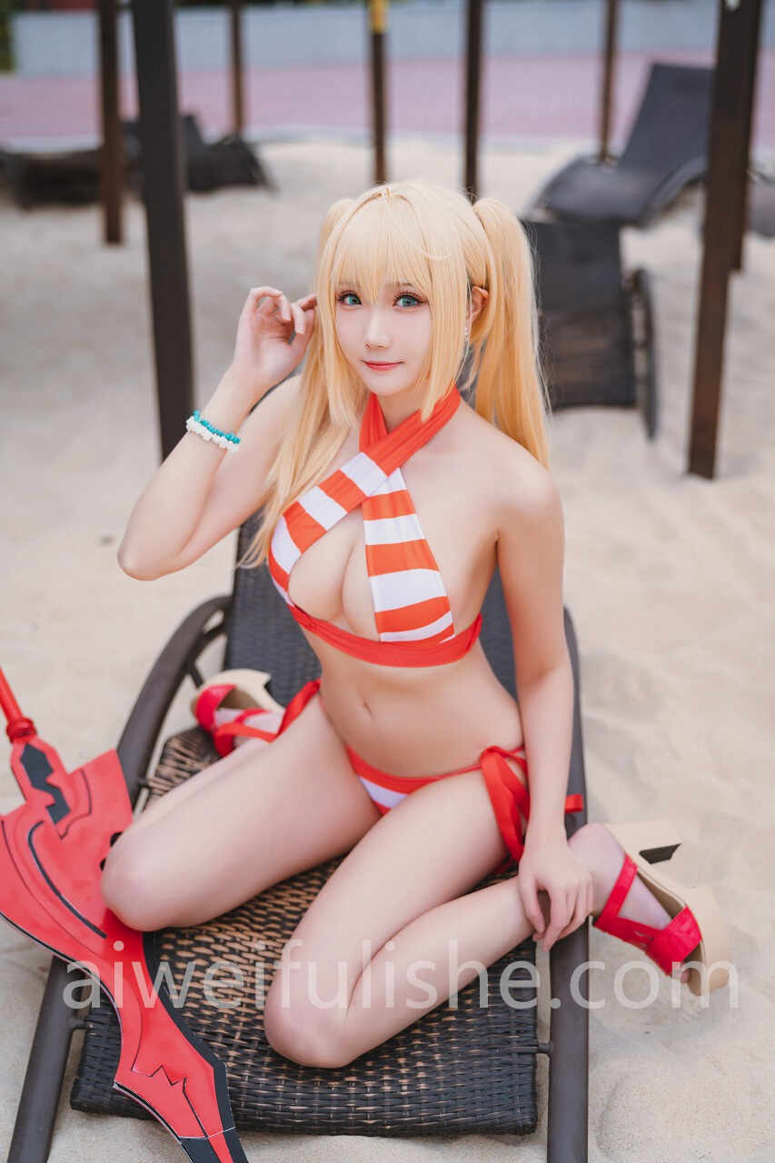 瓜希酱-尼禄水着 [20P-91MB] cosplay美女-第3张