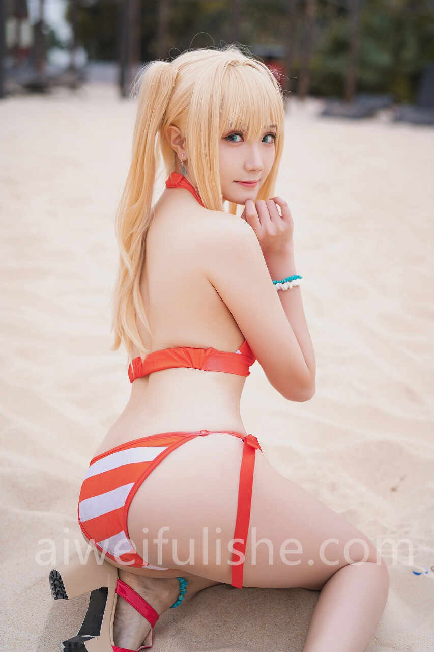 瓜希酱-尼禄水着 [20P-91MB] cosplay美女-第2张